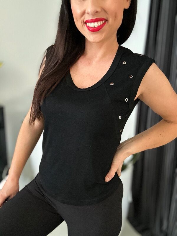 Prążkowany top bluzka z podwójnymi dżetami N707 czarny