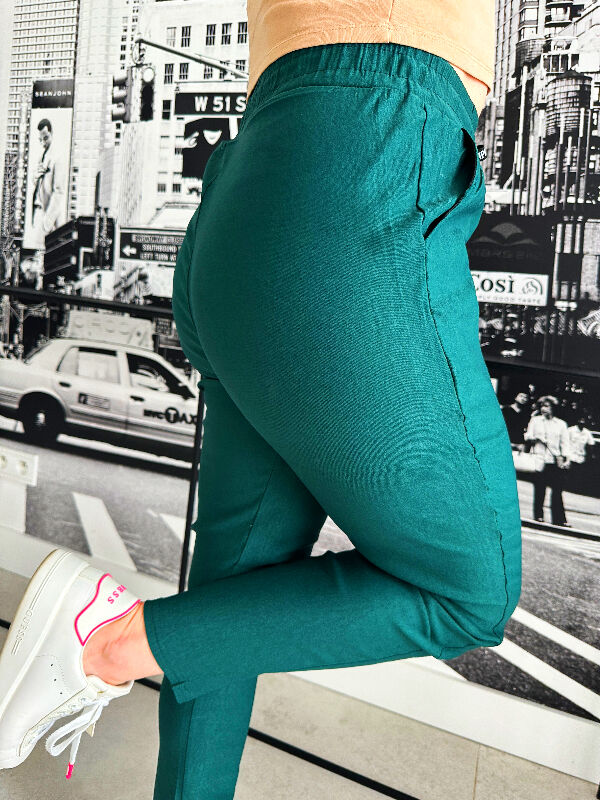 Spodnie Joggery z gumką w pasie  N695 ciemny zielony