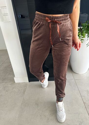 Spodnie welurowe COCO N724 brązowy