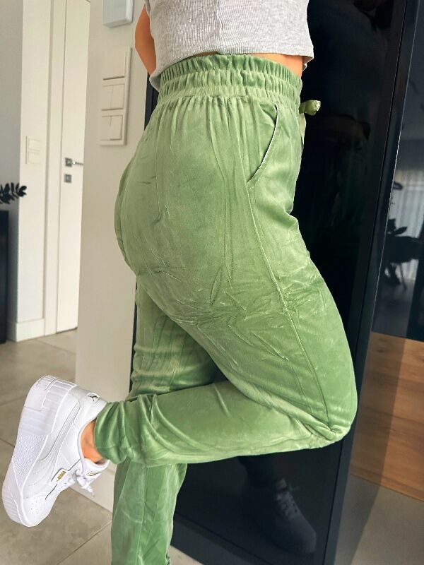 Miękkie welurowe spodnie Korona N634 jasny zielony