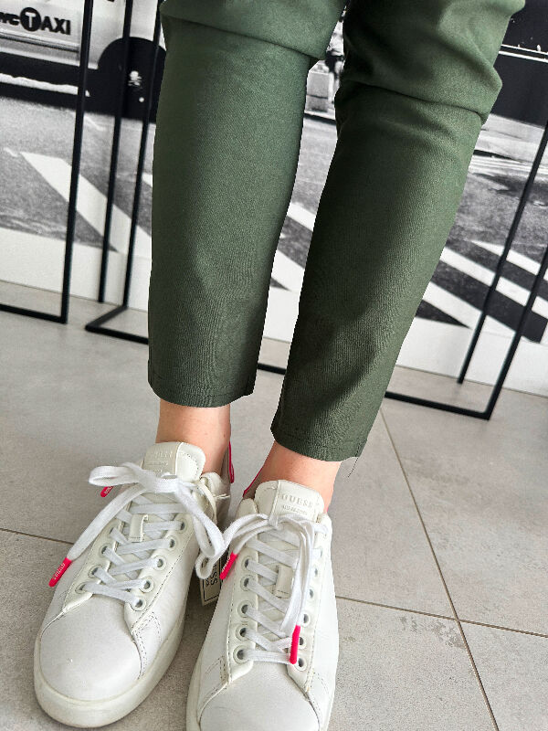 Spodnie Joggery z gumką w pasie N694 khaki