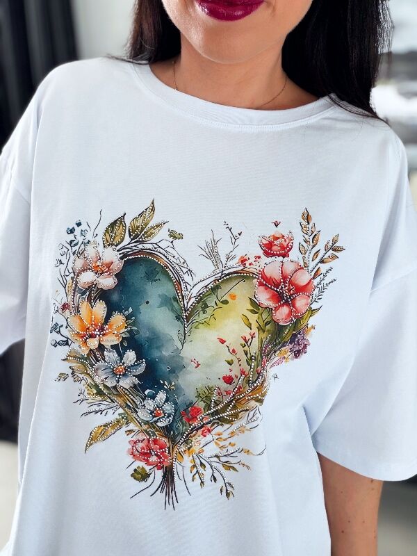 Bluzka Oversize Trendy Heart N738 bialy