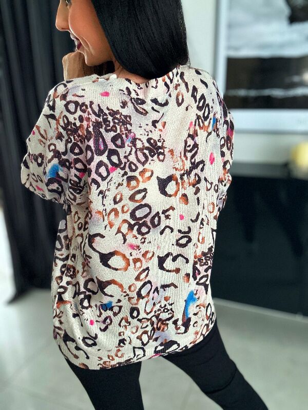 Miękki sweter w panterkę  N649 kolorowy