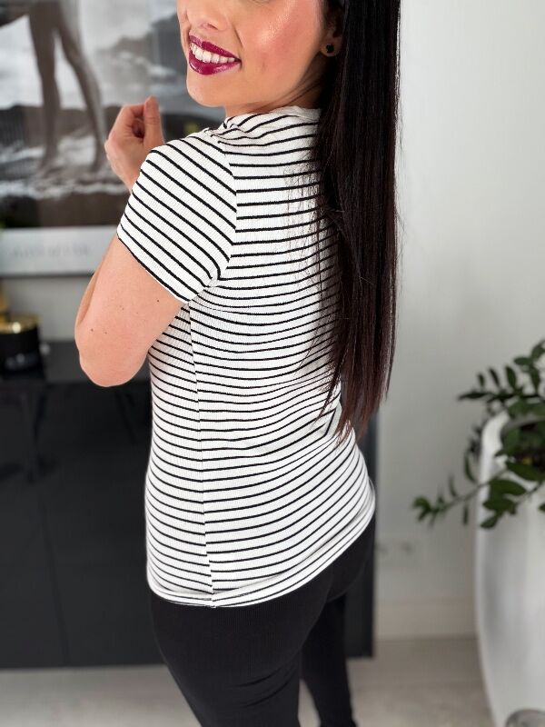 Prążkowana bluzka w paski N732 biały