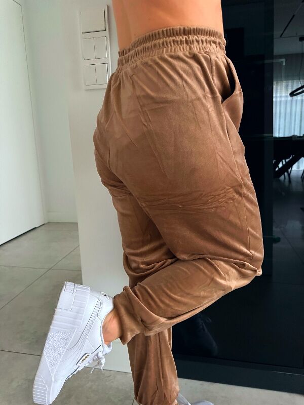 Aksamitne spodnie z ściągaczem N628 beżowe